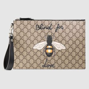 Replica Gucci GG Men Gucci Bestiary Pouch with Bee in Beige/Ebony Soft GG Supreme with Bee 2
